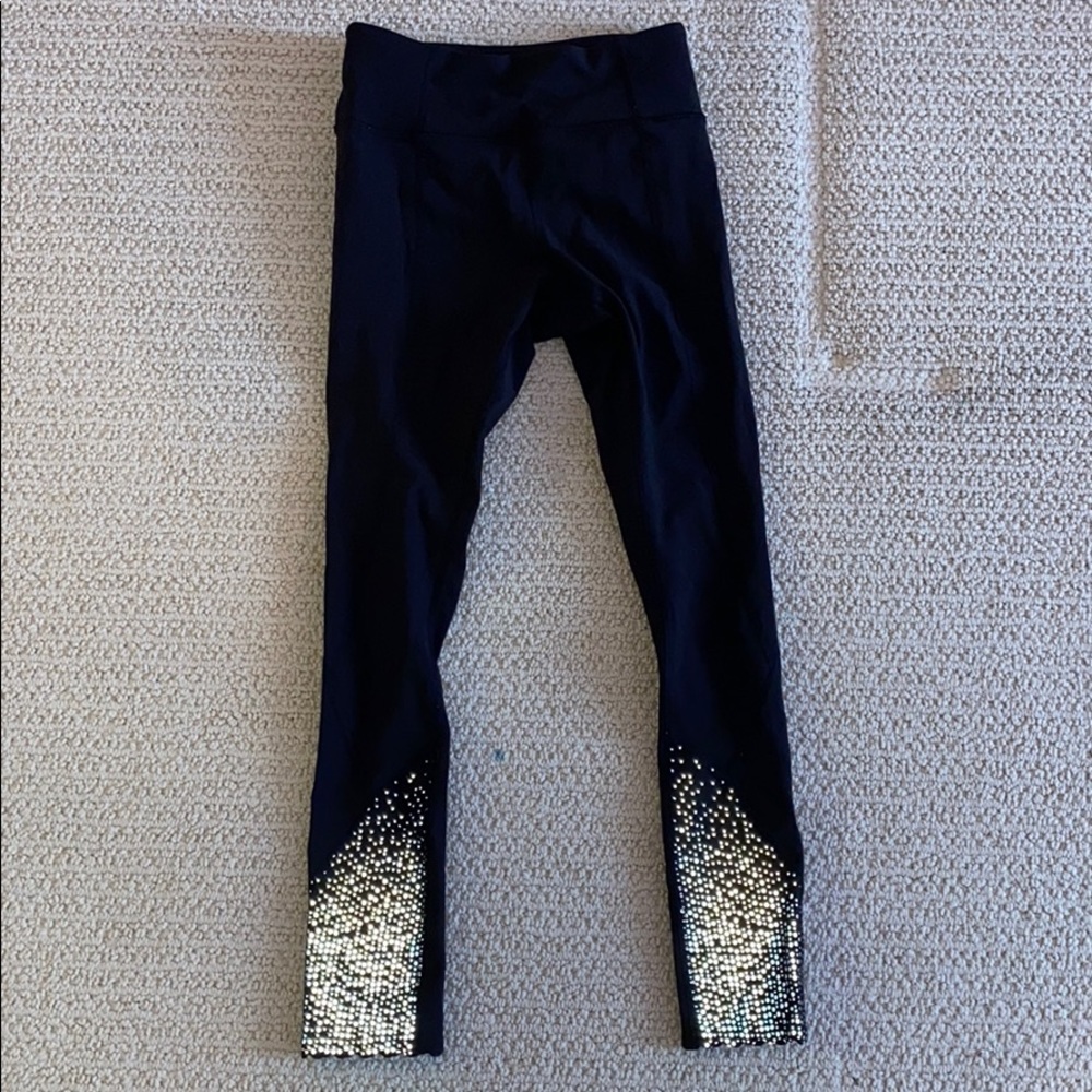 Black lululemon leggings